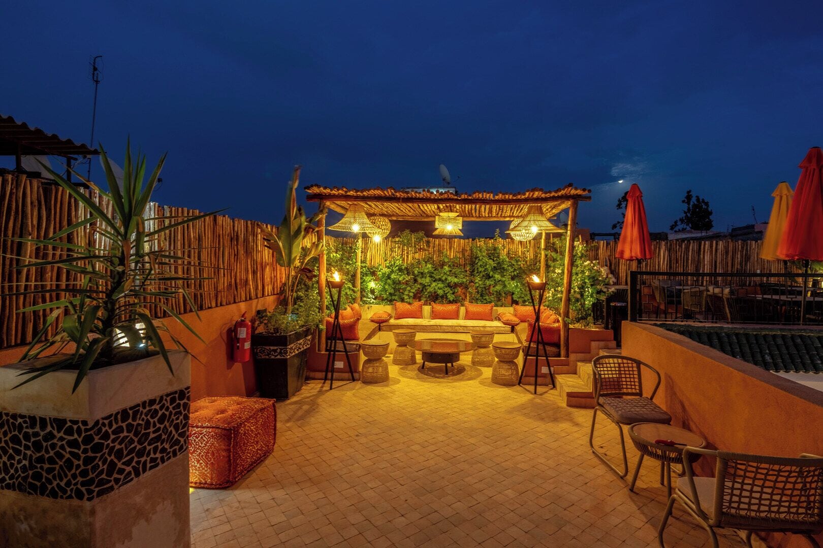 Öryggishólf í herbergi, hljóðeinangrun, straujárn/strauborð