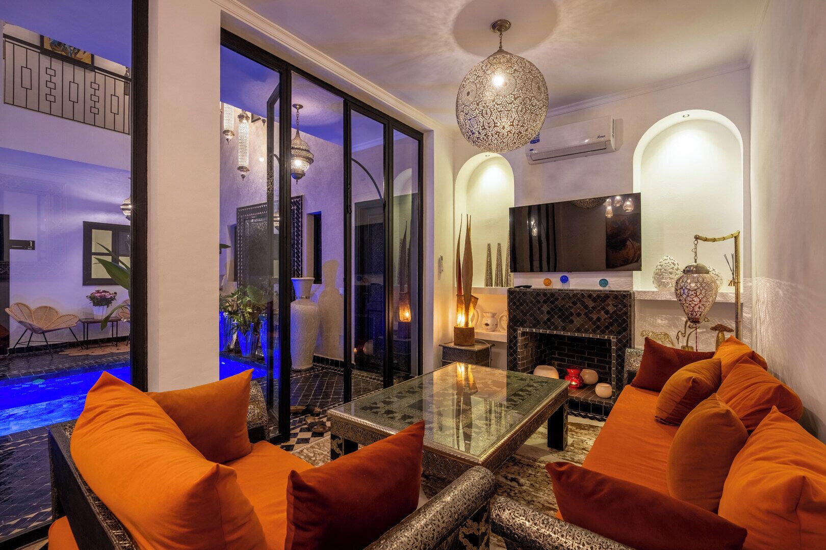 Öryggishólf í herbergi, hljóðeinangrun, straujárn/strauborð