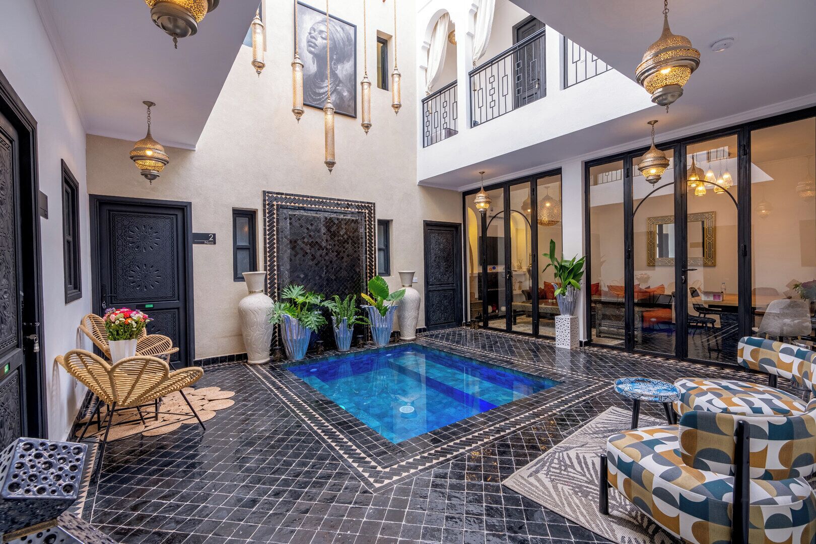 客房内保险箱、隔音、熨斗/熨板、免费 WiFi