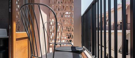 Classic Suite, City View | Terrace/patio