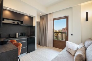 Family Suite, City View | View from room