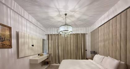 Spacious villa ideal for large families, close to city centre and local shops