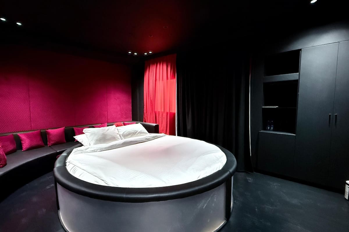 Habitación de luna de miel, bañera de hidromasaje | Vistas desde la habitación