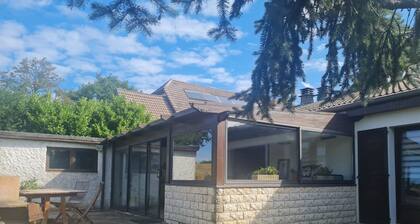 Independent cottage near Nancy with parking