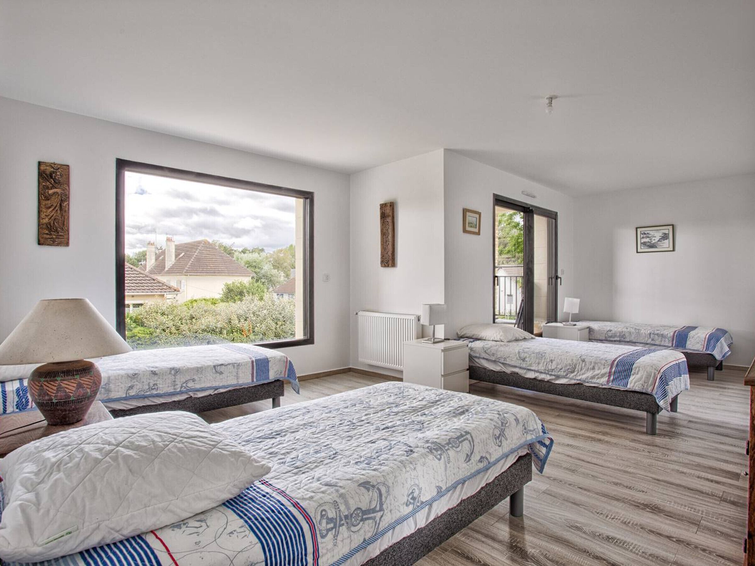 5 bedrooms, free WiFi