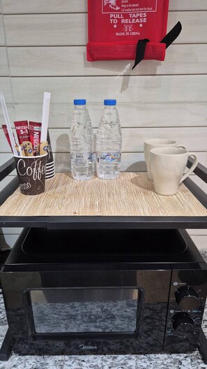 Chalet, 1 Bedroom, Accessible, Smoking | Food and drink