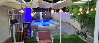 Privet Pool Chalet With Breakfast