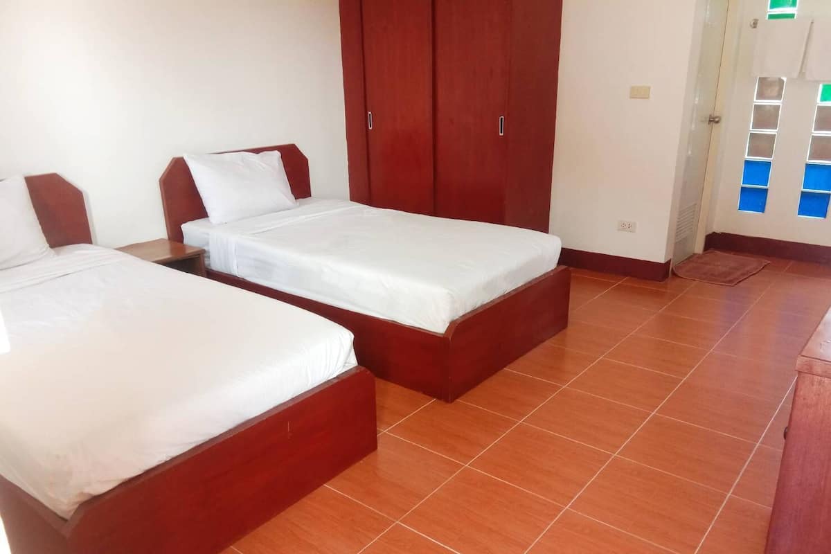 Standard Twin Room, 2 Single Beds, Non Smoking, Air conditioning