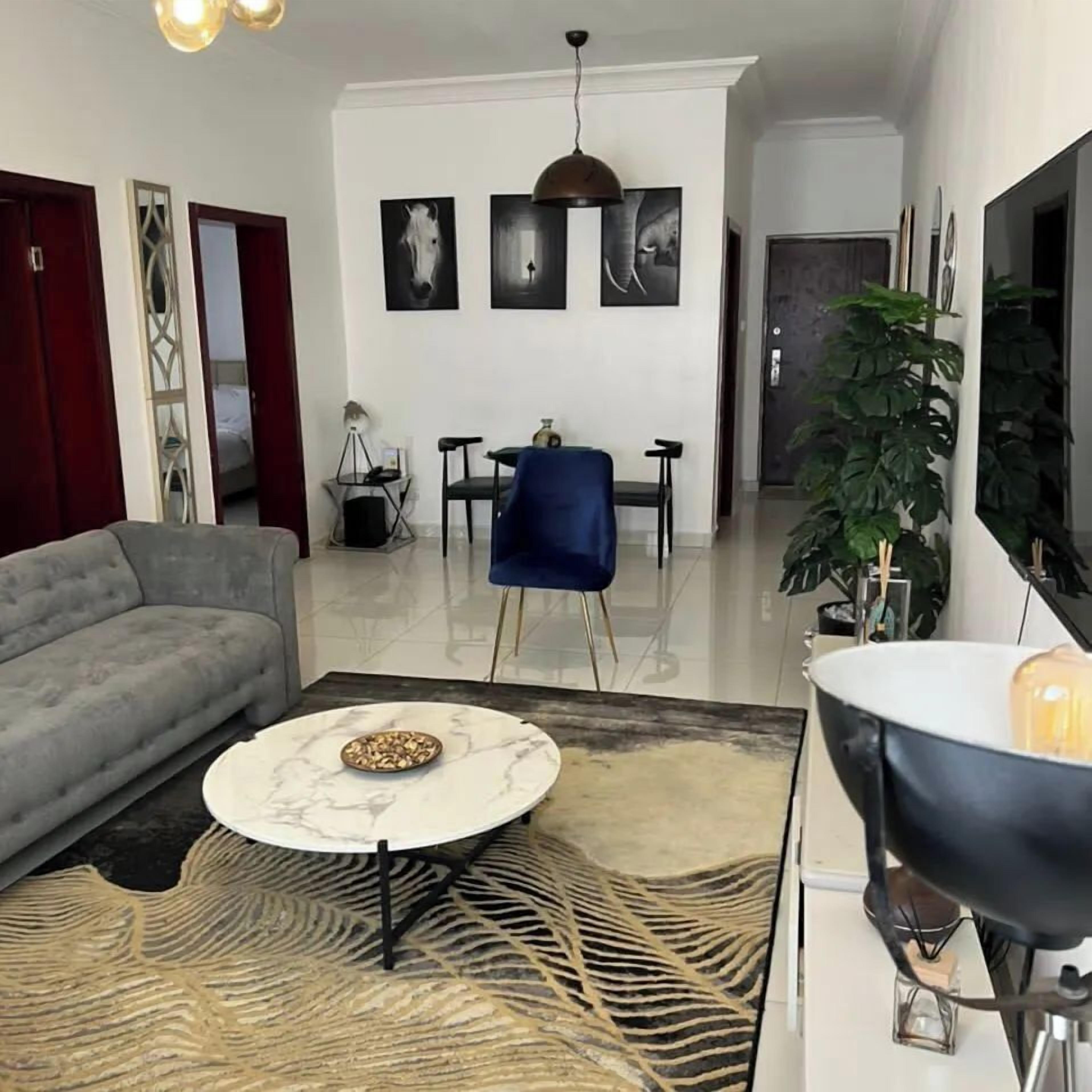 Family Apartment, Balcony, City View | Living area