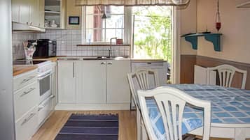 Refrigerador, horno, placa de cocina