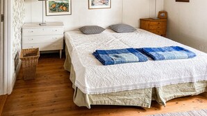 1 bedroom, WiFi (free)