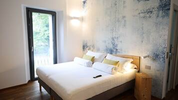 Classic-Doppel- oder -Zweibettzimmer | Allergikerbettwaren, Daunenbettdecken, individuell dekoriert