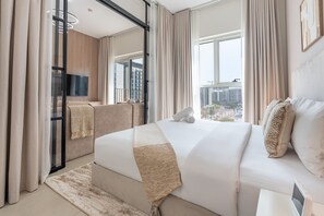 2 bedrooms, in-room safe, iron/ironing board, free WiFi