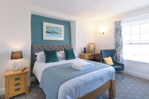 Deluxe Double Room, Sea View | Free WiFi - The Slipway  (Port Isaac)
