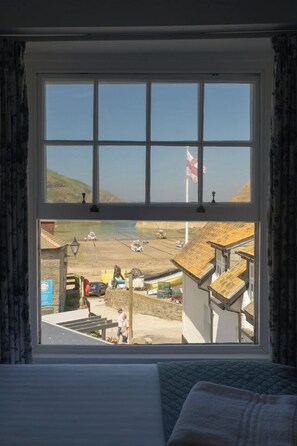 Double Room, Sea View | Free WiFi - The Slipway  (Port Isaac)