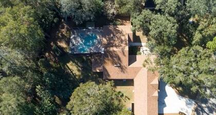 Spacious 5BR Jacksonville Beach Retreat - Heated Pool, Hot Tub & Family Fun