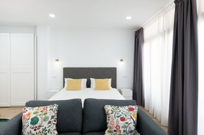 1 chambre, fer et planche à repasser, Wi-Fi gratuit, draps fournis