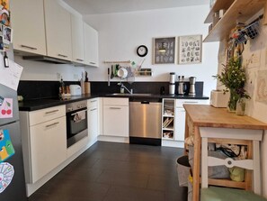 Four, plaque de cuisson, lave-vaisselle