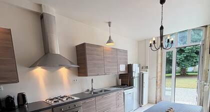 L'Orangerie, Country house with garden and large living room!
