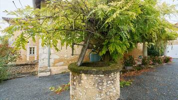 Enceinte de lâhĂ©bergement