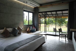 标准房 | 办公桌、笔记本电脑工作区、免费 WiFi