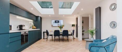 Fridge, microwave, oven, toaster