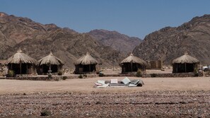 Outdoor dining - Natural Lodge (Dahab)