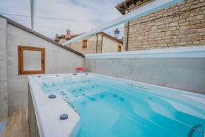 室外 SPA 浴缸