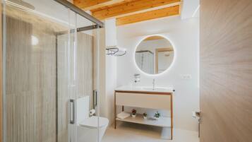 Een douche, een haardroger