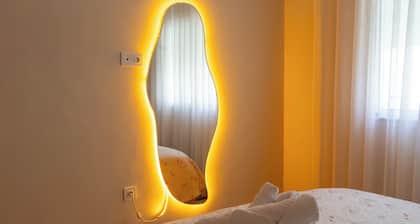 High Standing Appt with Private Jacuzzi, Ultra-Fast Wifi & Secure Parking