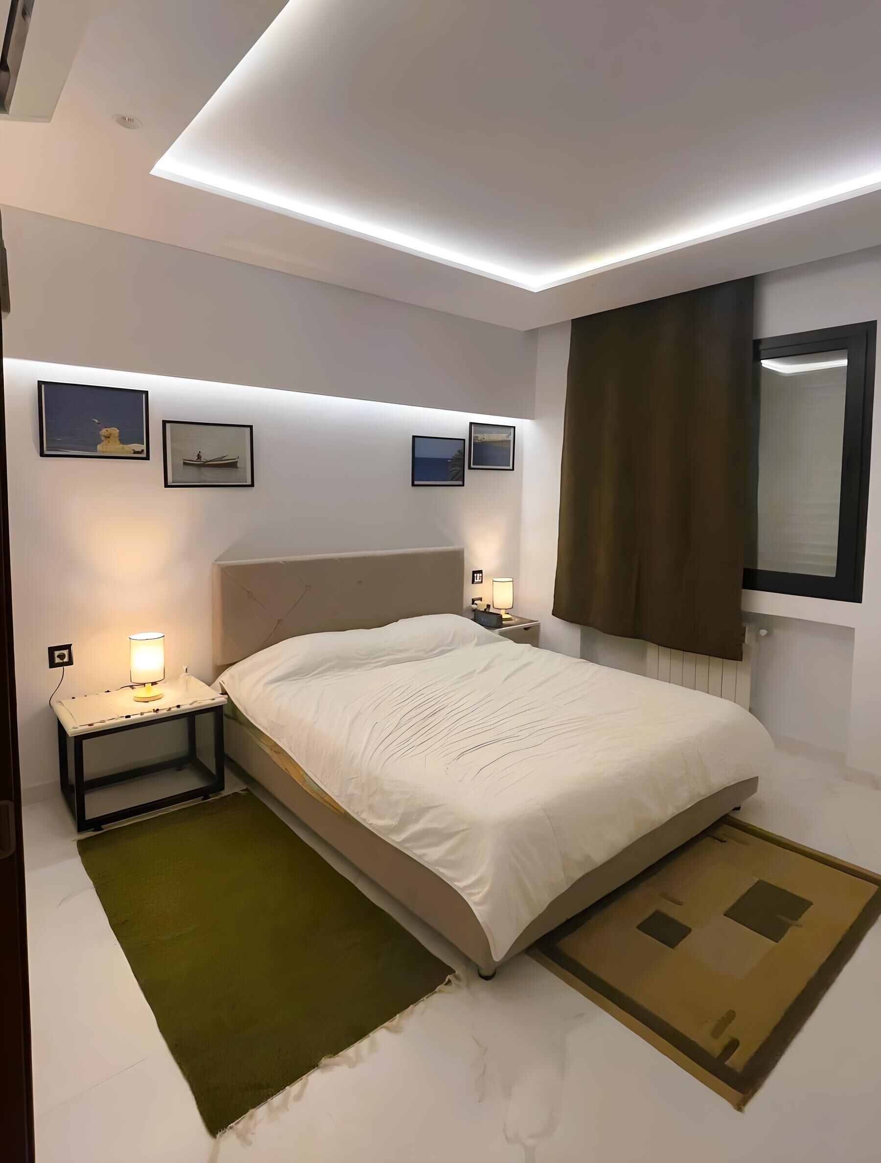 1 bedroom, bed sheets