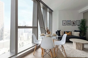 Apartment (2 Bedrooms) | Bahagian dalam