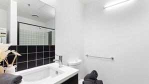 Unclassified image, 4 of 12, button - Cozy & Central 2BR Stay, Near Cbd, Free Parking (Melbourne)
