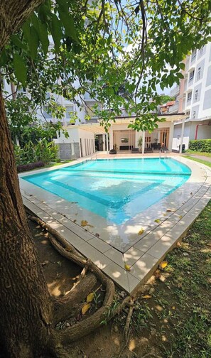 Room, 1 Bedroom, Accessible, Garden View | Pool