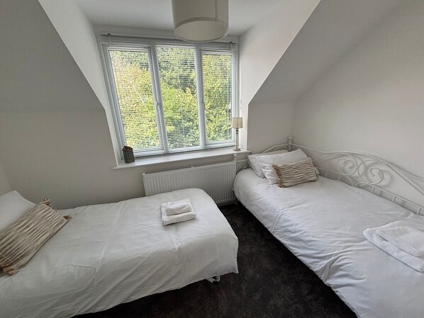 2 chambres, fer et planche Ă  repasser, accĂšs au Wi-Fi (inclus)
