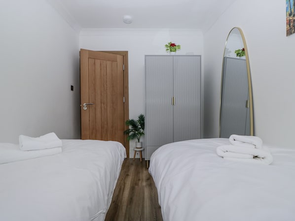 5 chambres, décoration personnalisée, ameublement personnalisé