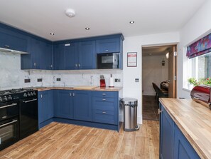 Rentaplats i utensilis de cuina, vaixella i coberteria 