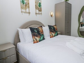 5 bedrooms, individually decorated, individually furnished, free WiFi - Aspen Boutique (Windermere)