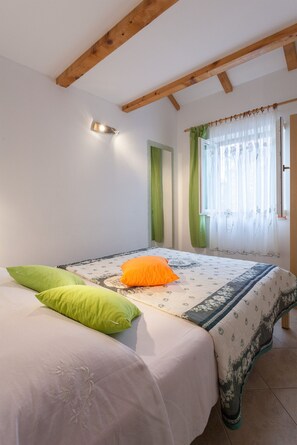 3 chambres, fer et planche Ă repasser, accĂšs au Wi-Fi (inclus)