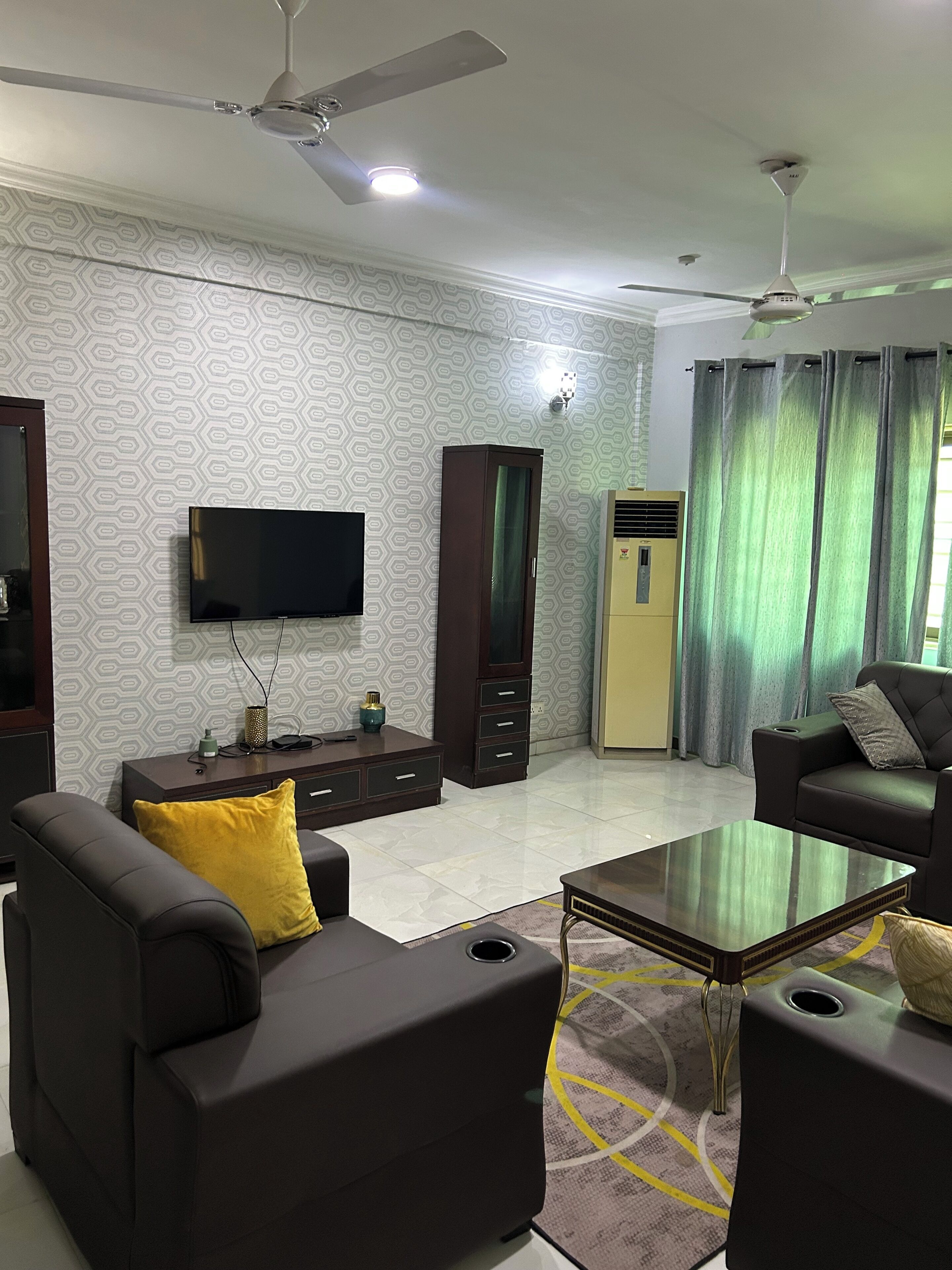 Modern Furnished 3-bedroom Apartment In Accra With Ac & Generator - 阿克拉