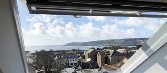 Stunning Penthouse in Penzance "Amazing Sea Views"
