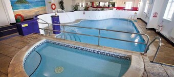 Kenegie View~Bright 2Bed~shared facilities on site