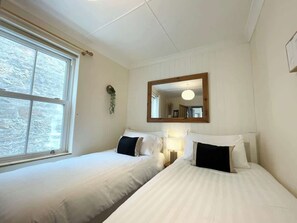 3 bedrooms, iron/ironing board, travel cot, WiFi