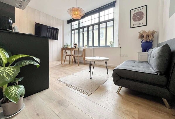 TV, offices