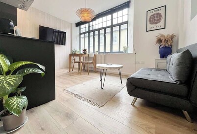 Contemporary Apartment in central Penzance