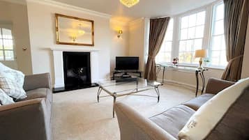 TV, fireplace, offices