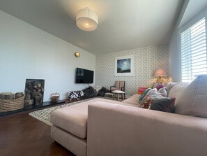 TV, offices