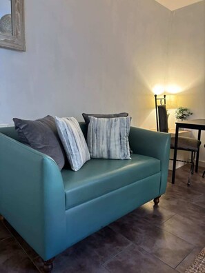 TV - Stunning views of Whitby Habour (Whitby)