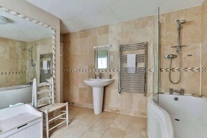 Shower, hair dryer - Stunning views of Whitby Habour (Whitby)