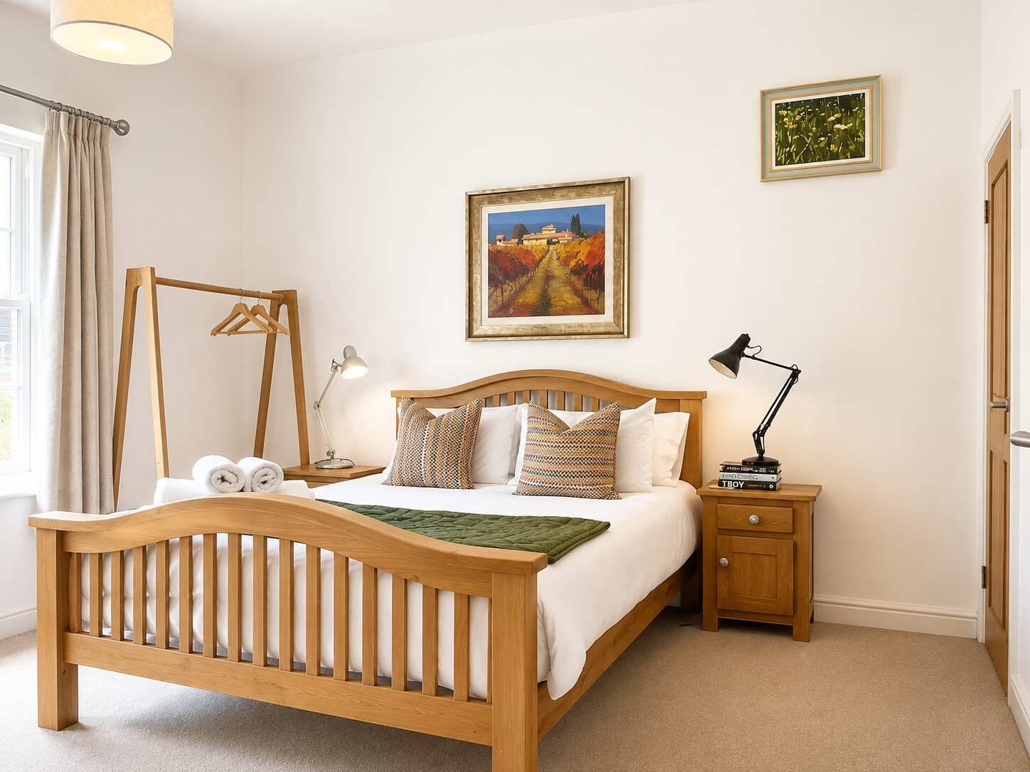2 bedrooms, iron/ironing board, travel cot, WiFi